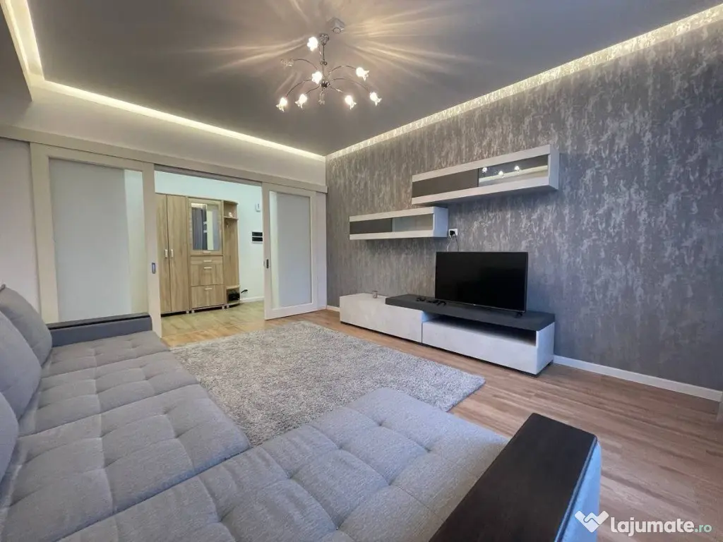 Inchiriez apartament cu 2 camere situat in zona Centrala