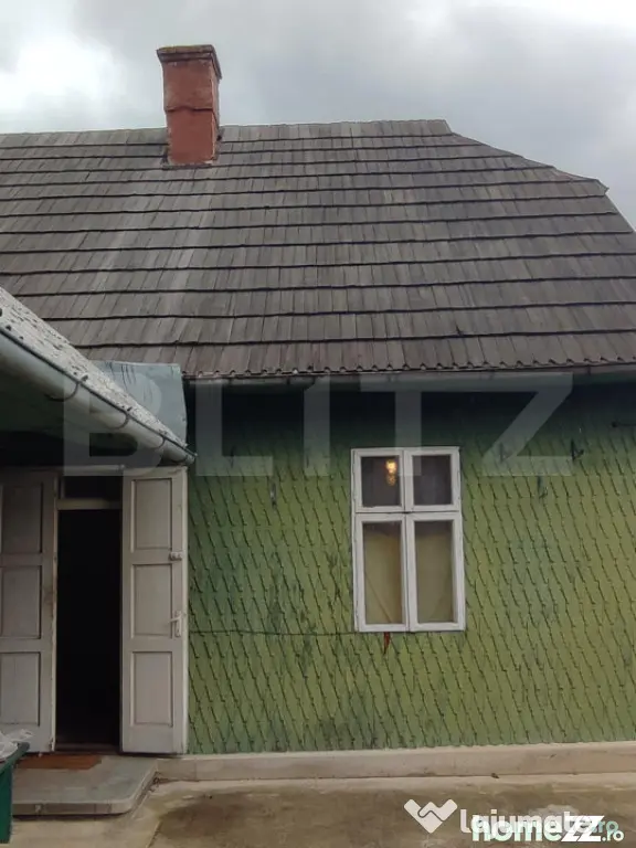 Casă individuala ,2500 mp teren, în Putna - Putna (Suceava)