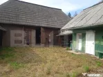 Casă individuala ,2500 mp teren, în Putna