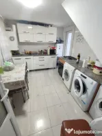 Ocazie! Doua case individuale în aceeasi curte în Radauti