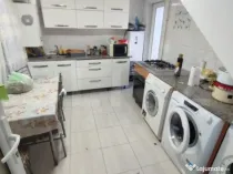 Ocazie! Doua case individuale în aceeasi curte în Radauti