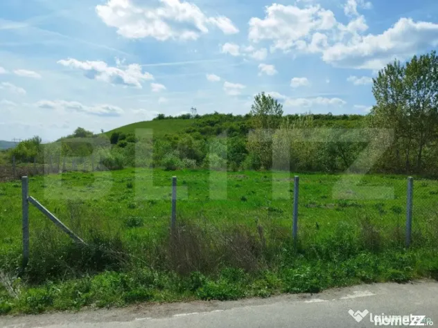Teren 31 ari, zona linistita - Dej (Cluj)