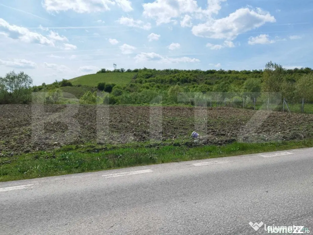 Teren 31 ari, zona linistita - Dej (Cluj)