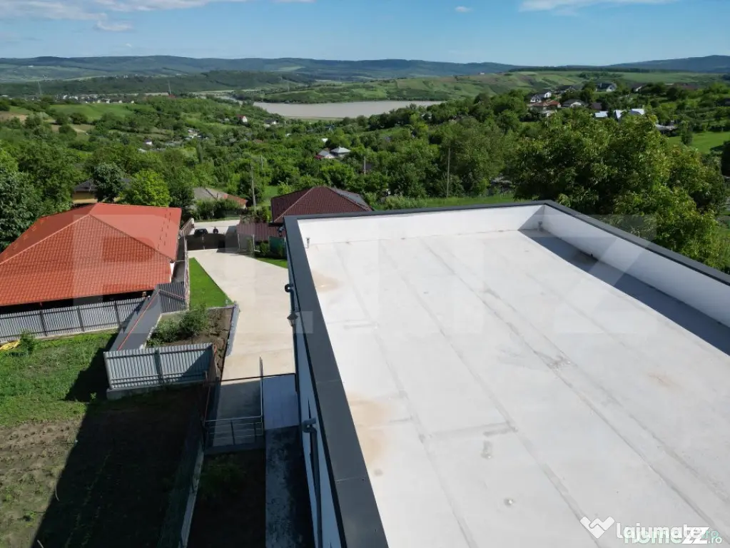 Casa 4 camere, 200 mp, 1050 mp teren, zona Ciurbesti - Iasi (Iasi)