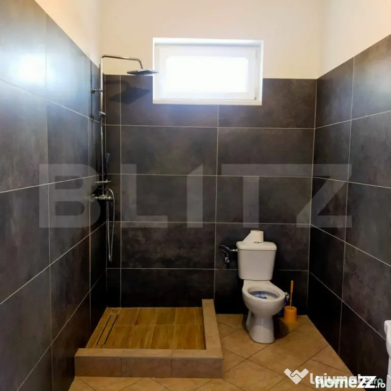 Casa 4 camere, 200 mp, 1050 mp teren, zona Ciurbesti - Iasi (Iasi)