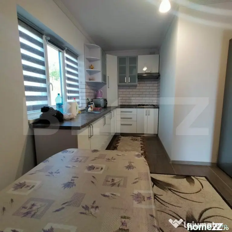Casa 4 camere, 200 mp, 1050 mp teren, zona Ciurbesti - Iasi (Iasi)