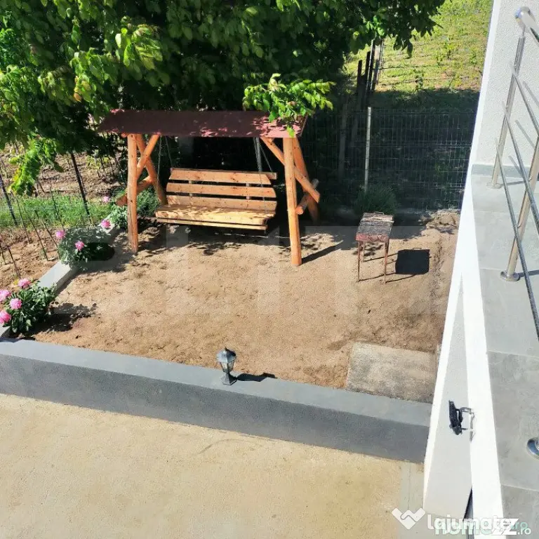 Casa 4 camere, 200 mp, 1050 mp teren, zona Ciurbesti - Iasi (Iasi)