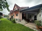 Pensiune turistica zona Runcu 