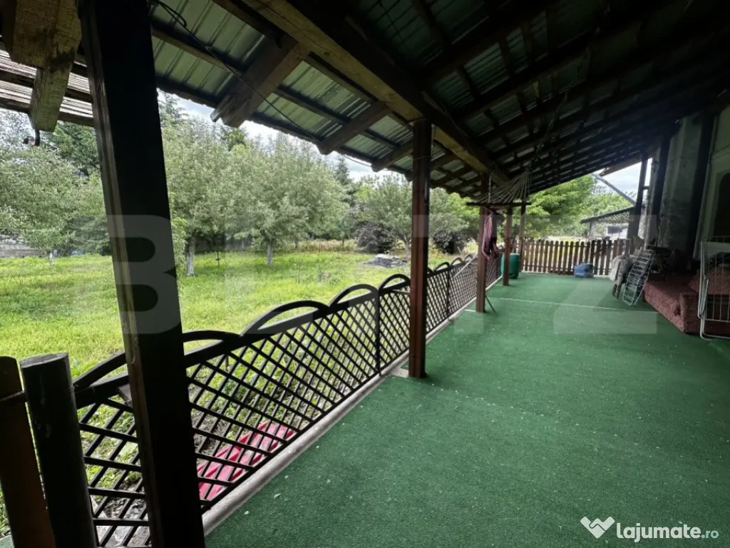 Pensiune turistica zona Runcu