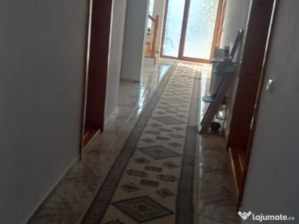 Casa P+ 1 zona centrala independent energetic
