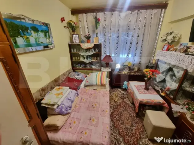 Apartament 4 camere decomandate, Cornitoiu zona Consul Profi