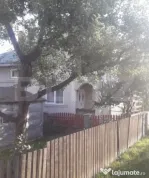 Casă Bucșoaia, Frasin