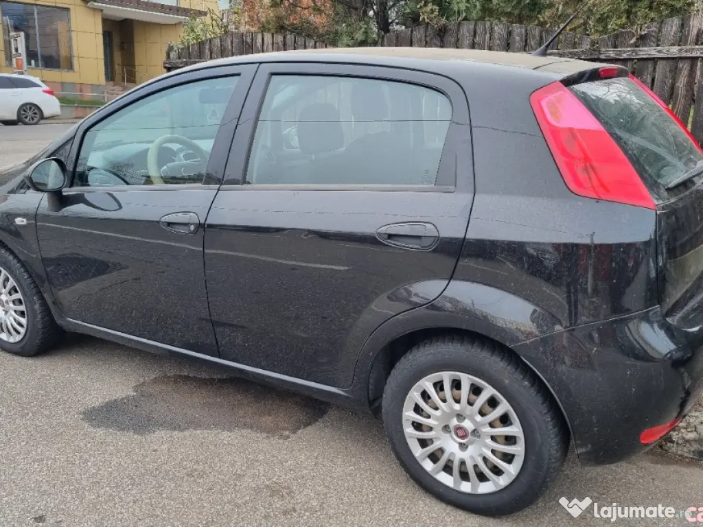 FIAT PUNTO EVO DIN 2018 cu 58.000 km rulati