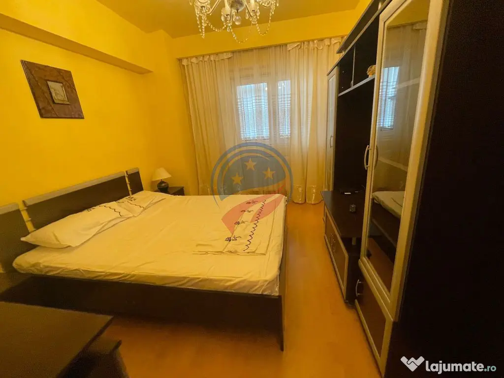 Apartament cu 3 camere zona Ultracentrala, vis-a-vis de U...