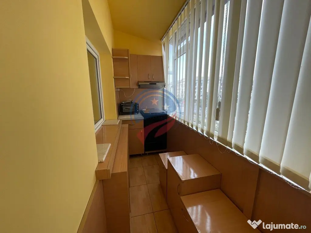 Apartament cu 3 camere zona Ultracentrala, vis-a-vis de U...