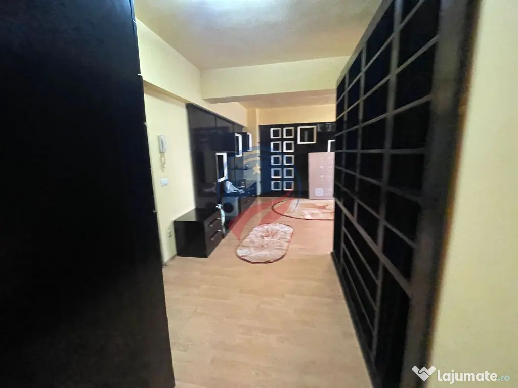 Apartament cu 3 camere zona Ultracentrala, vis-a-vis de U...