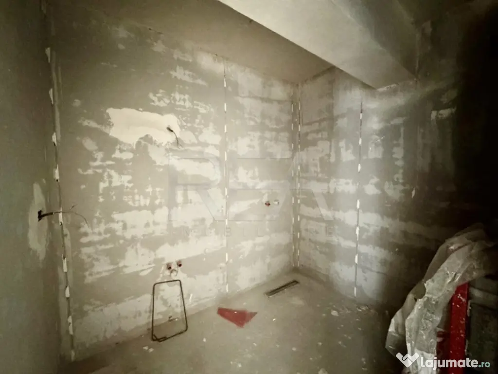 4 camere decomandat cu curte Ultracentral