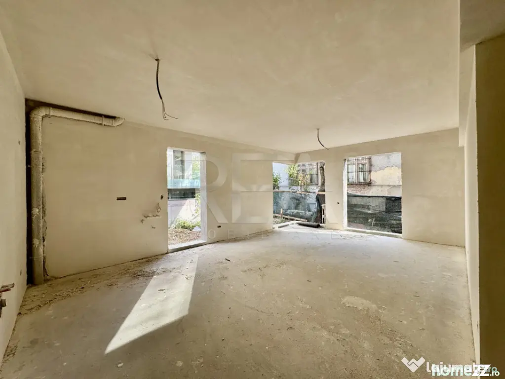 4 camere decomandat cu curte Ultracentral - Bucuresti (Bucuresti-Ilfov)