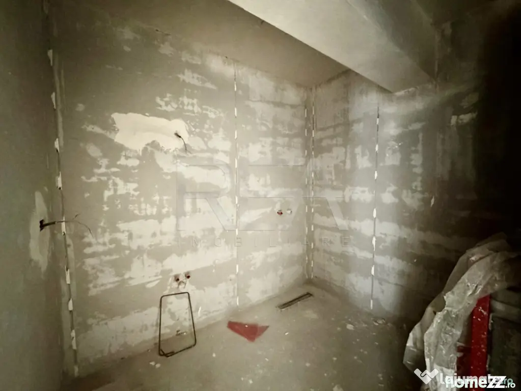 4 camere decomandat cu curte Ultracentral - Bucuresti (Bucuresti-Ilfov)