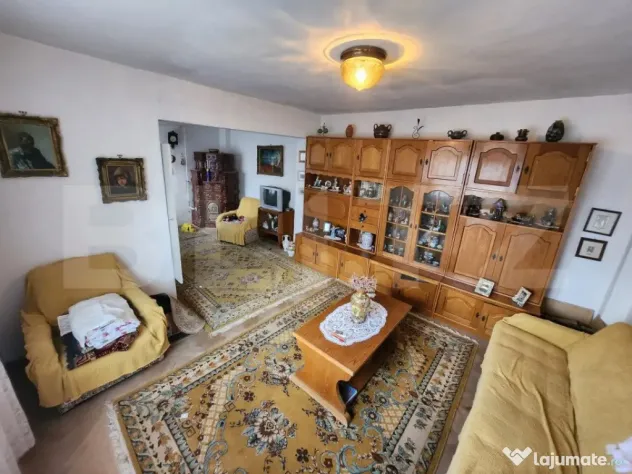 Casa individuala, 6 camere, 99 mp, semifinisata ,zona Est