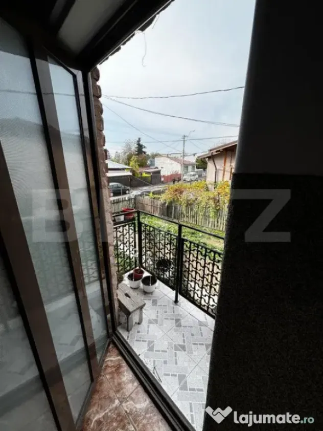 Casa individuala, 6 camere, 99 mp, semifinisata ,zona Est