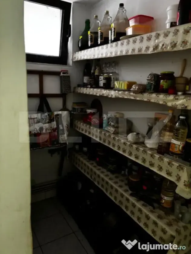 Casa individuala, 6 camere, 99 mp, semifinisata ,zona Est