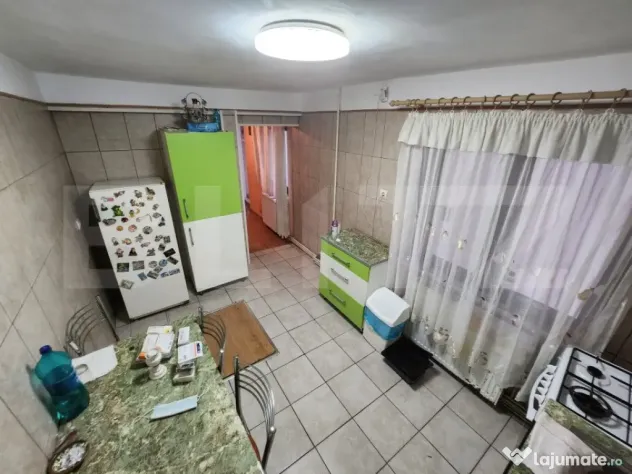 Casa individuala, 6 camere, 99 mp, semifinisata ,zona Est