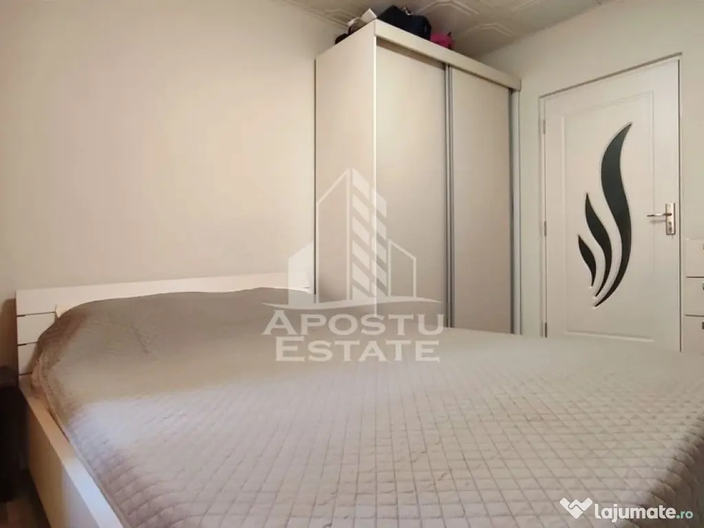 Apartament 4 camere, centrala proprie, zona Miorita - Arad (Arad)