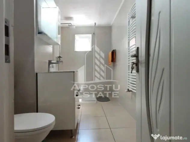 Apartament 4 camere, centrala proprie, zona Miorita - Arad (Arad)