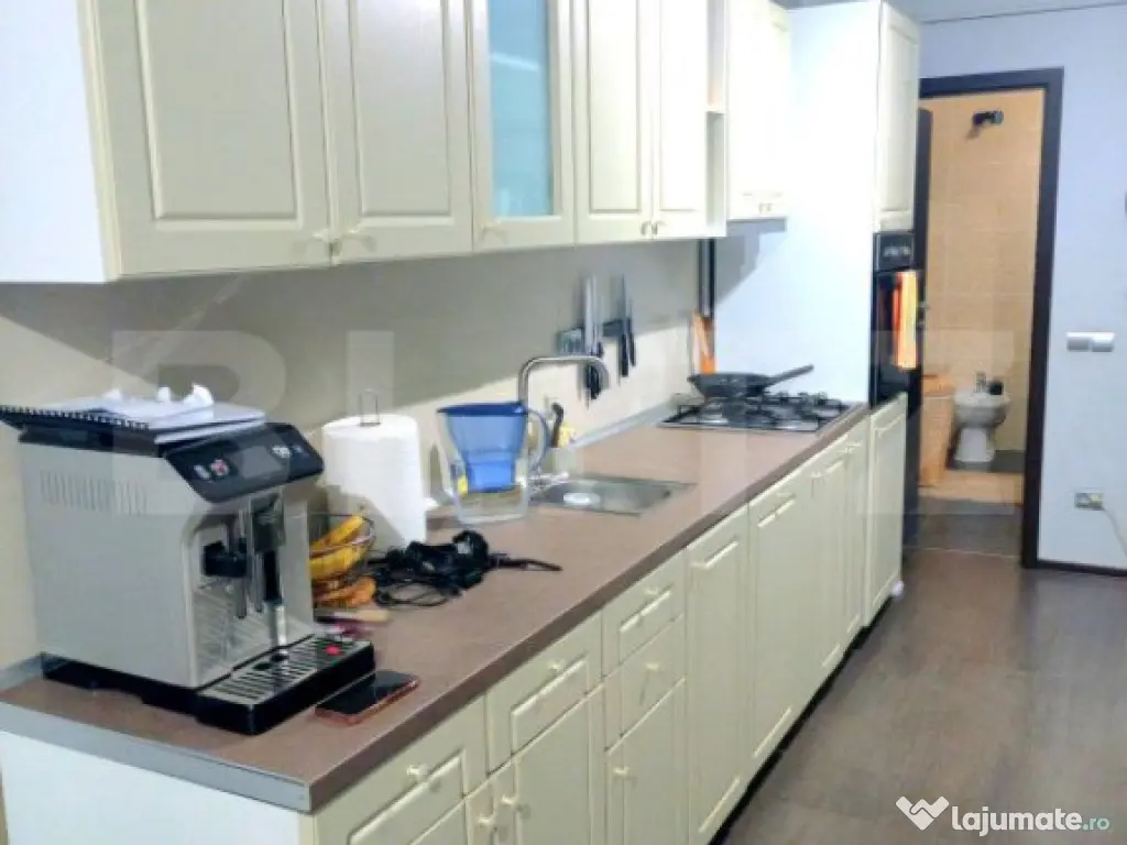 Apartament 2 camere, 52mp, mobilat modern, parcare, zona Tau