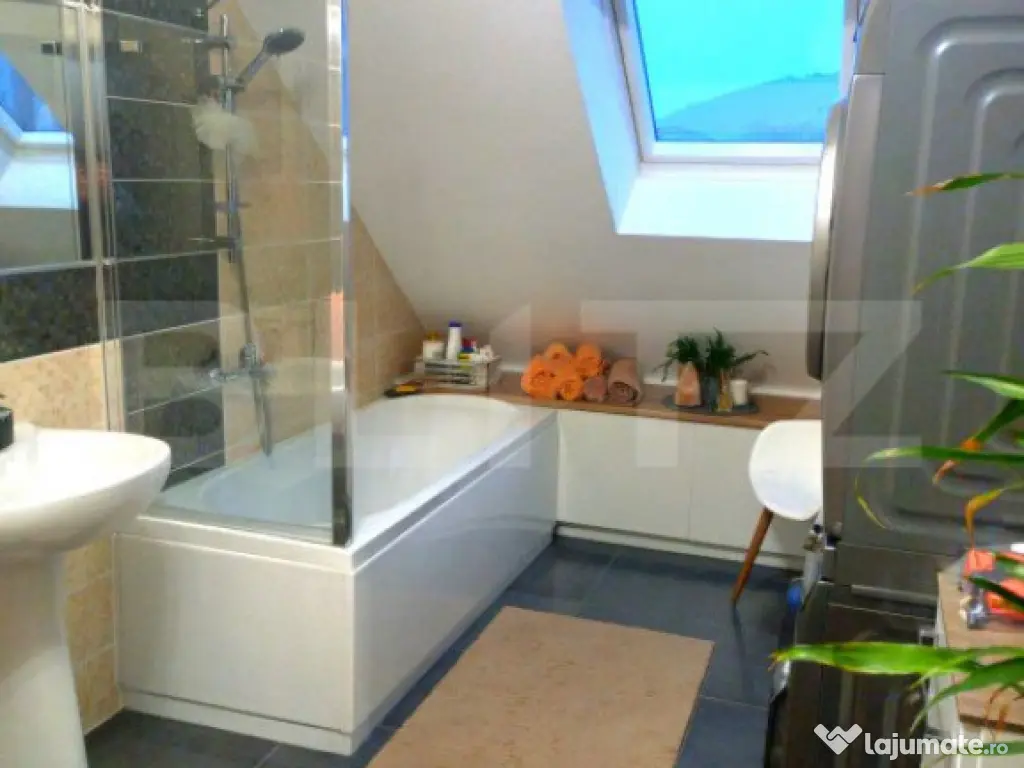 Apartament 2 camere, 52mp, mobilat modern, parcare, zona Tau