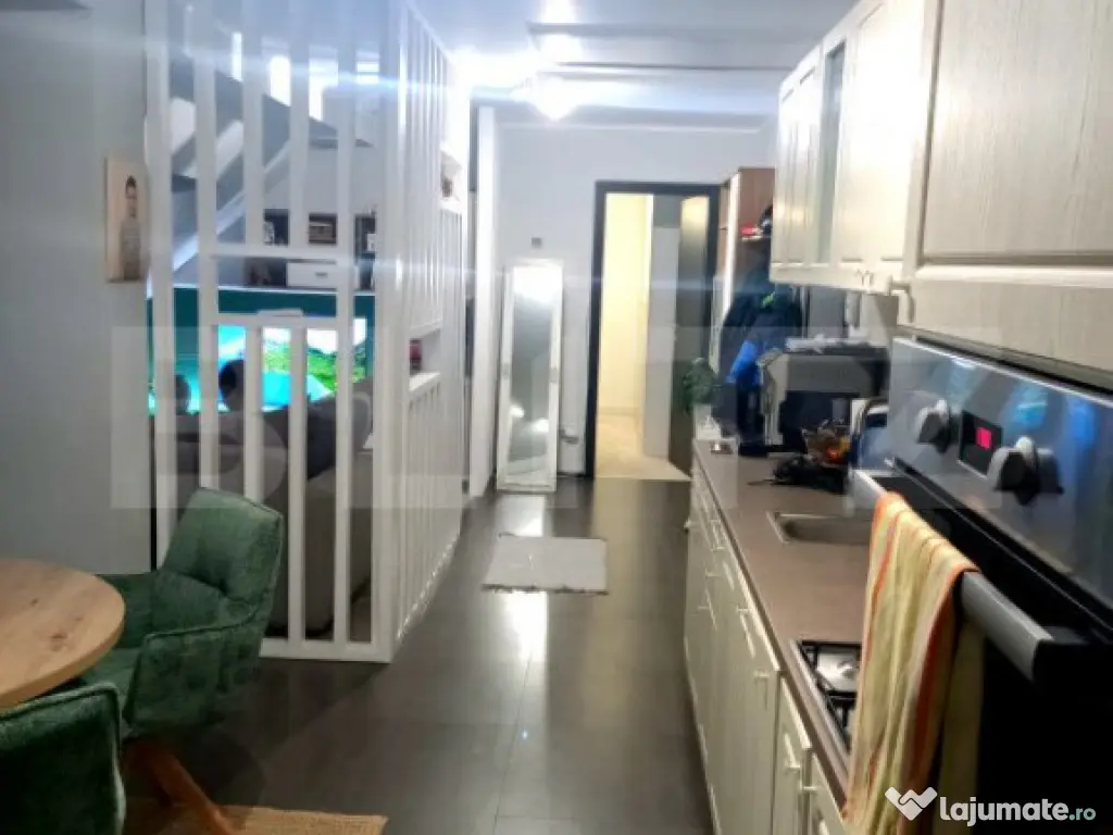 Apartament 2 camere, 52mp, mobilat modern, parcare, zona Tau