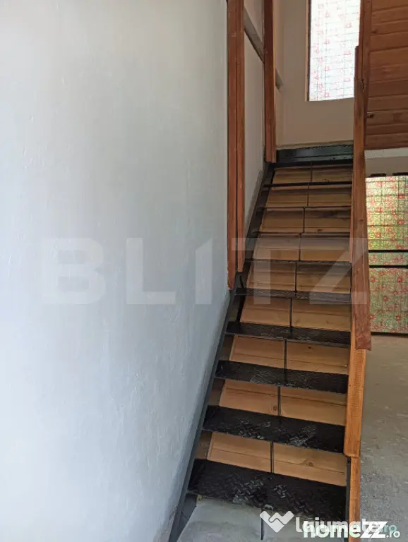 APARTAMENT ÎN VILĂ — TÂRGOVIȘTE | 3 CAMERE DECOMANDAT