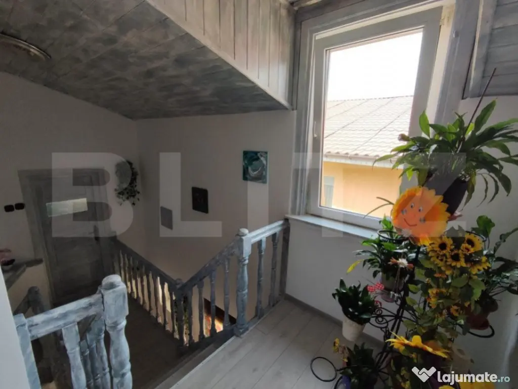 Cladire birouri de vanzare