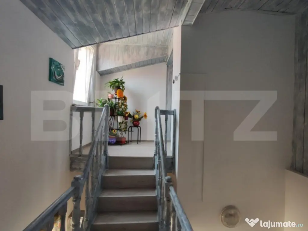 Cladire birouri de vanzare