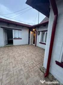 Casa situata in zona TOMIS II