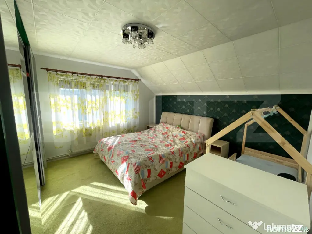 Casa 6 camere, 229 mp, scara exterioara, zona Dorobanti - Iasi (Iasi)