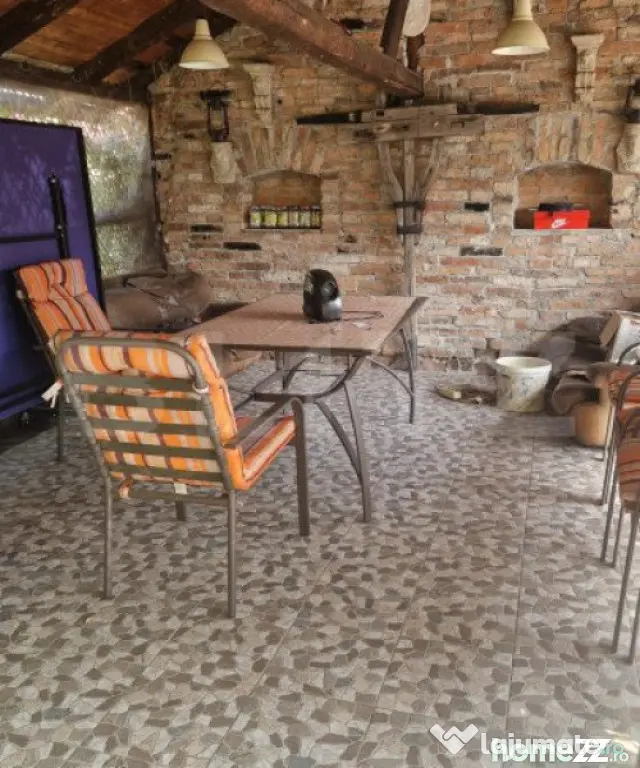 Casa 5 camere, Sacele , panouri solare 6kw, terasa , 835 mp - Sacele (Brasov)