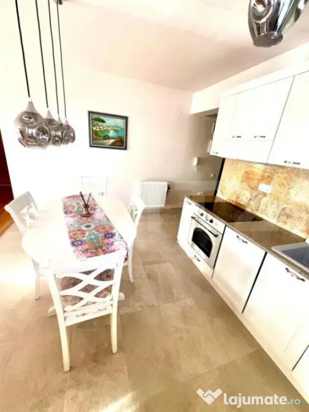 Apartament 3 camere, 2 bai si 2 parcari in Europa