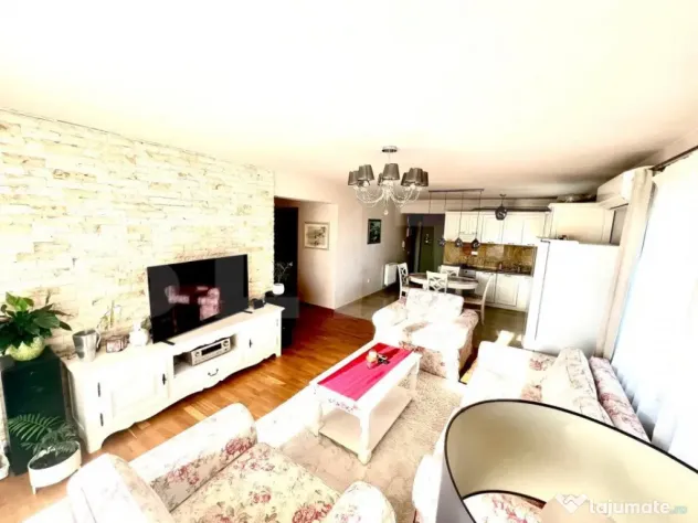 Apartament 3 camere, 2 bai si 2 parcari in Europa