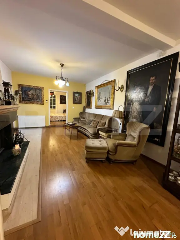 Casă de lux renovată cu priveliște spectaculoasă, în in - Brasov (Brasov)
