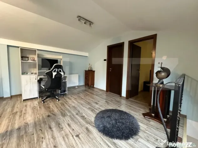 Casă de lux renovată cu priveliște spectaculoasă, în in - Brasov (Brasov)