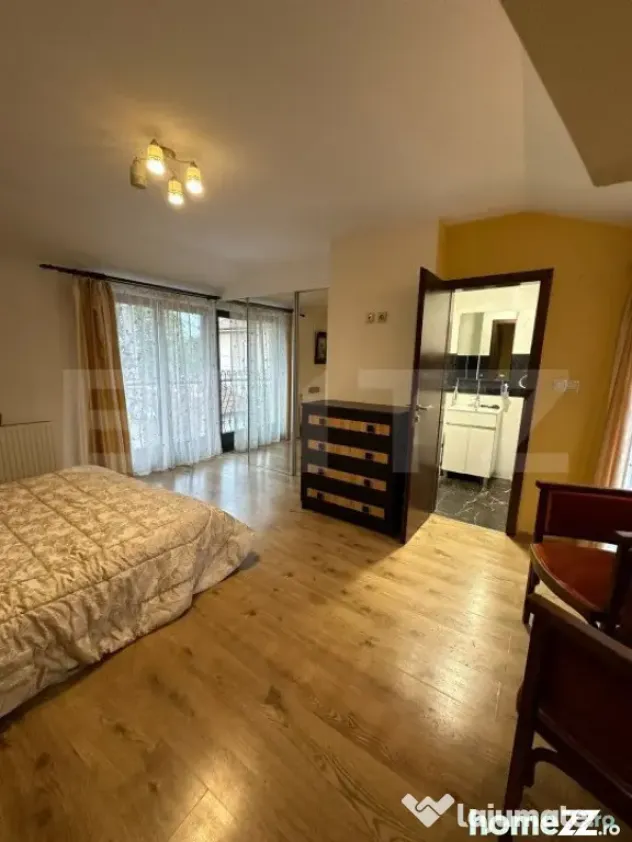 Casă de lux renovată cu priveliște spectaculoasă, în in - Brasov (Brasov)