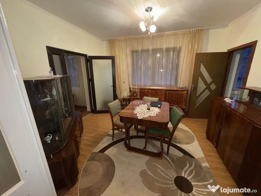 VILA 4 CAMERE, LERESTI, TEREN 3489 MP COMISION 0% CUMPARATOR