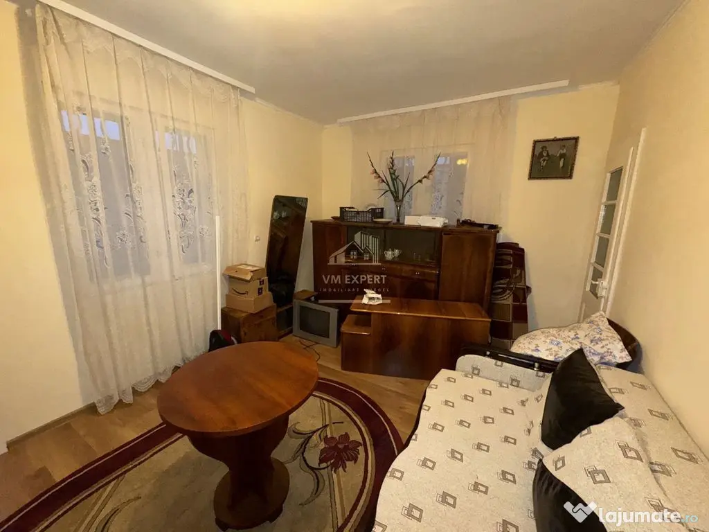 VILA 4 CAMERE, LERESTI, TEREN 3489 MP COMISION 0% CUMPARATOR