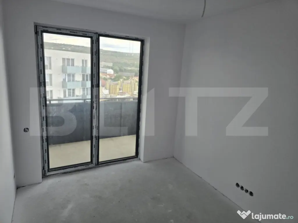 Apartament de 2 camere, semifinisat, 52 mp, garaj, zona Cale