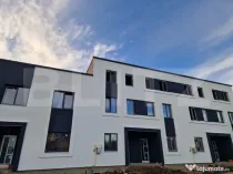 Apartament modern pe două niveluri în Sânmartin loc de pa