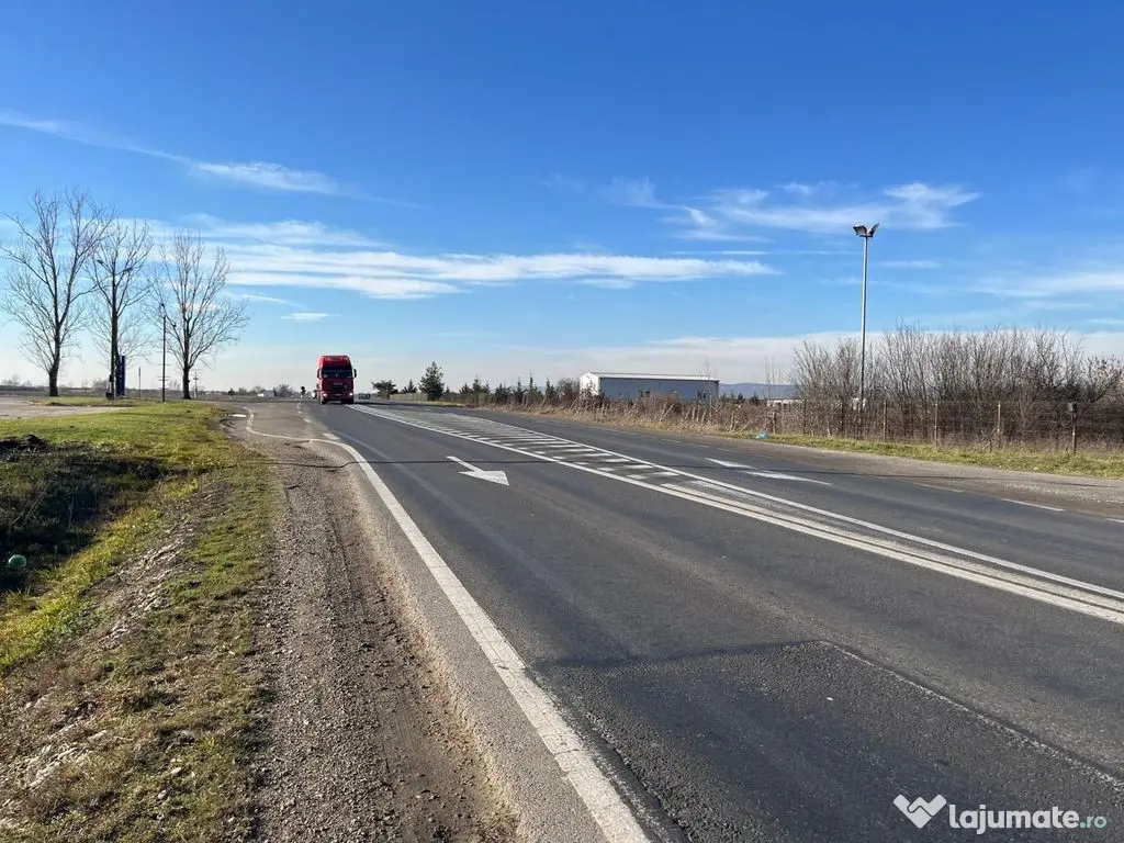 Teren intravilan, Săcădat, 27 921 mp. 9,5 Euro/mp. Comi...