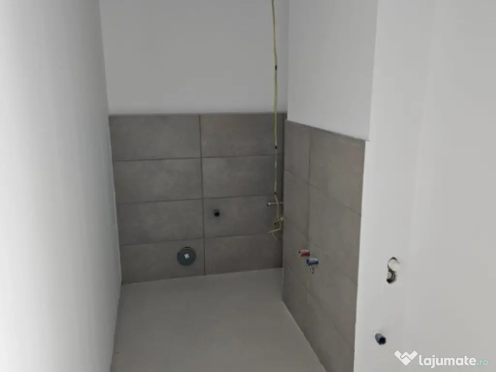 Apartament 4 camere zona centrala