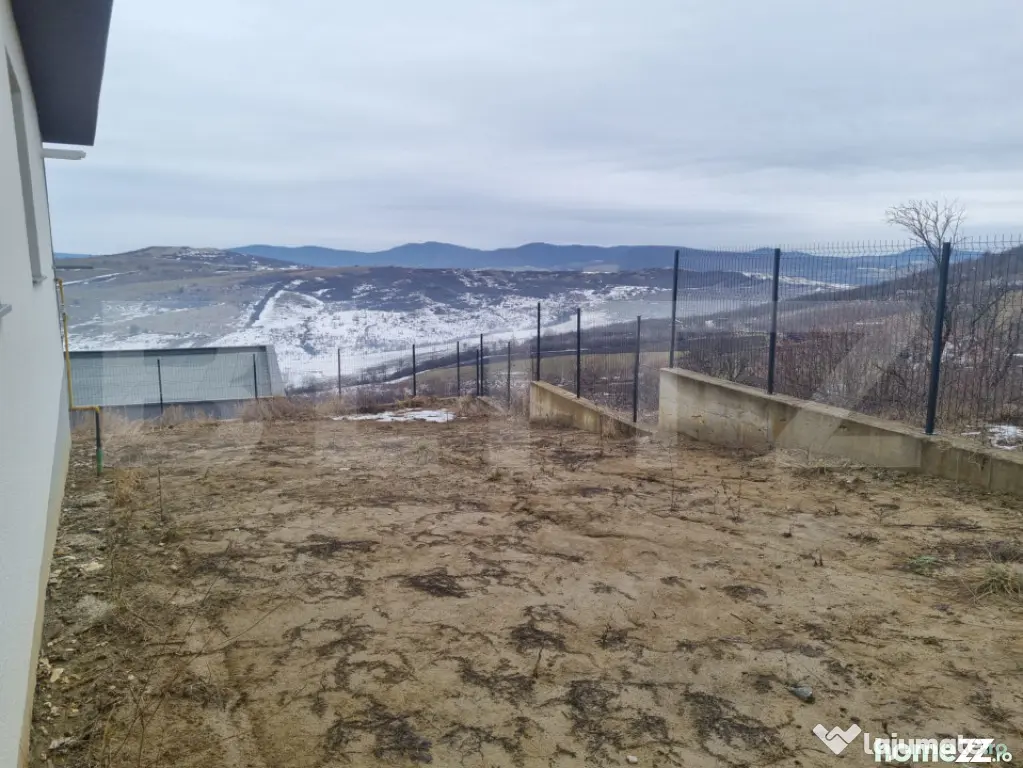 Casă nouă cu priveliște, 4 camere, zonă liniștită - Bistrita (Bistrita-Nasaud)